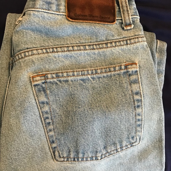 90’s Calvin Klein Jeans. - Picture 7 of 7